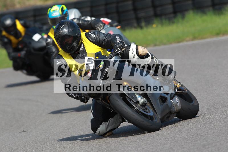 /Archiv-2022/06 15.04.2022 Speer Racing ADR/Instruktorengruppe/5